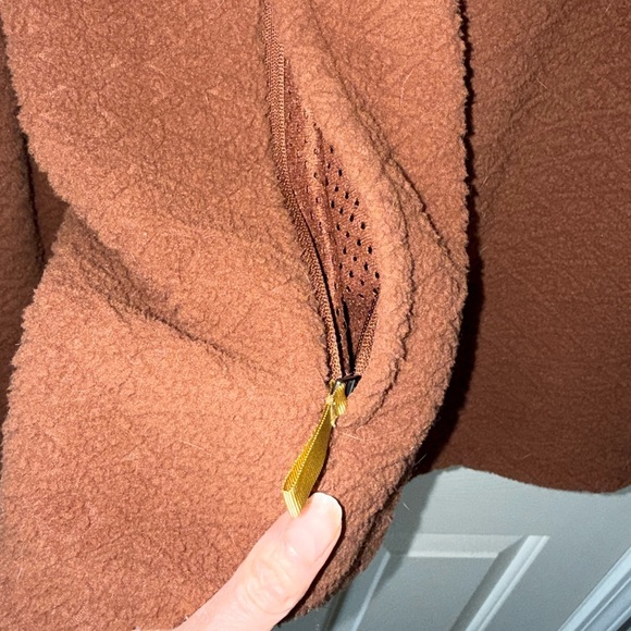 Patagonia W’a Diamond Capra Chocolate Brown Hoodie - Picture 3 of 8